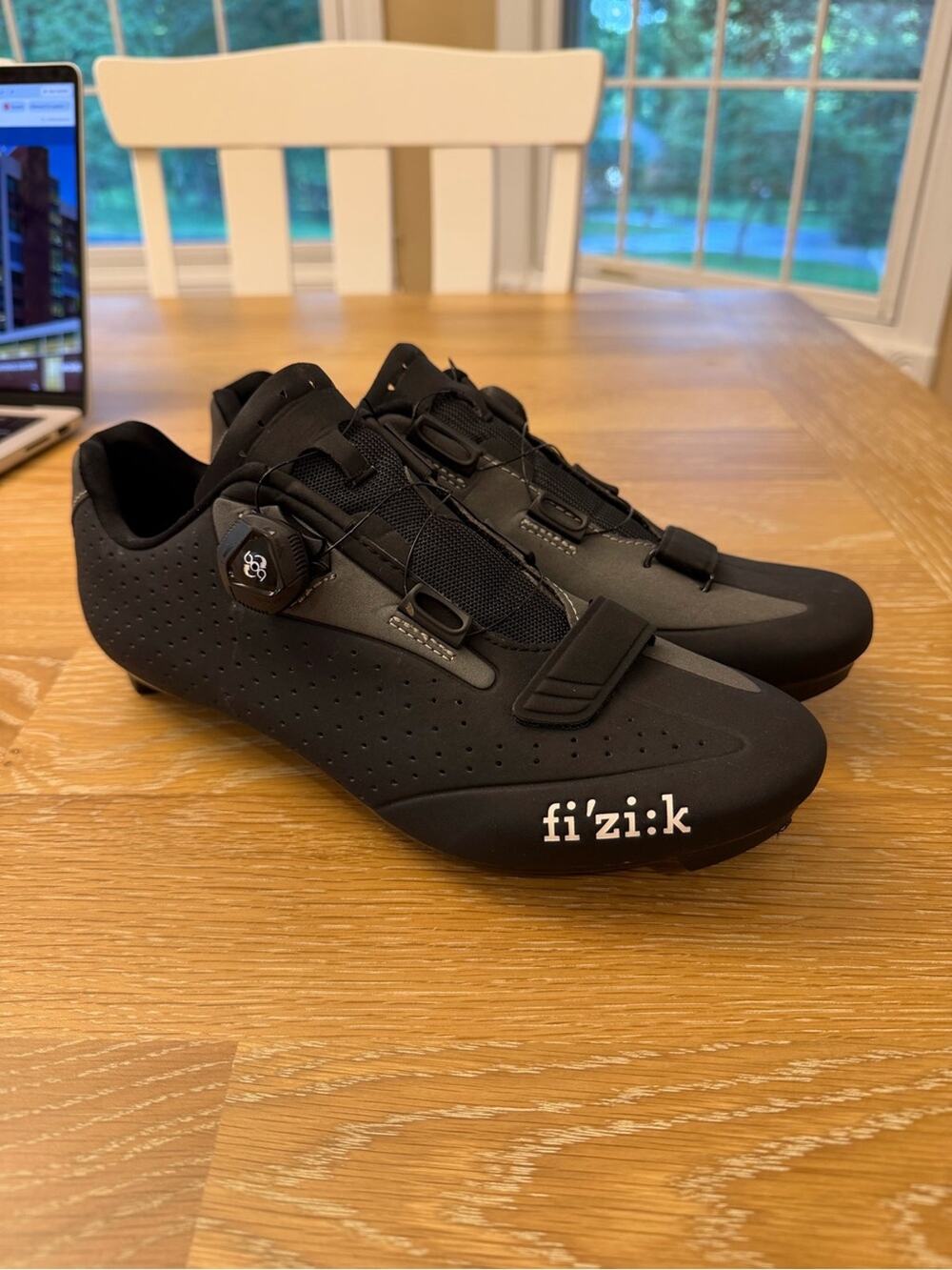 fi'zi:k Black Road Cycling Shoes Men’s EU 41 US 8 1/4